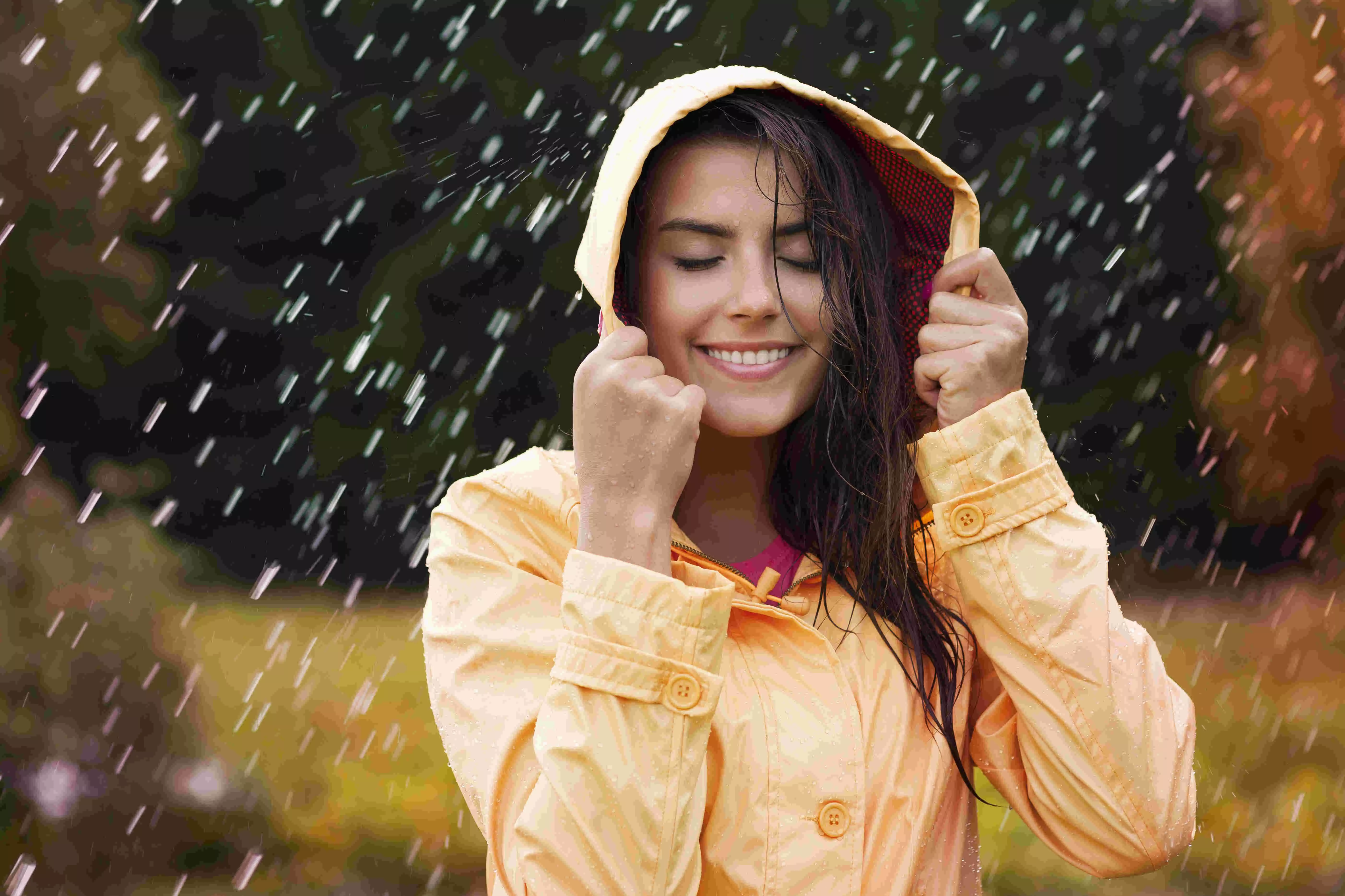 THE MONSOON RESET: SKINCARE PLAYBOOK FOR RAINY DAYS THE MONSOON RESET: SKINCARE PLAYBOOK FOR RAINY DAYS