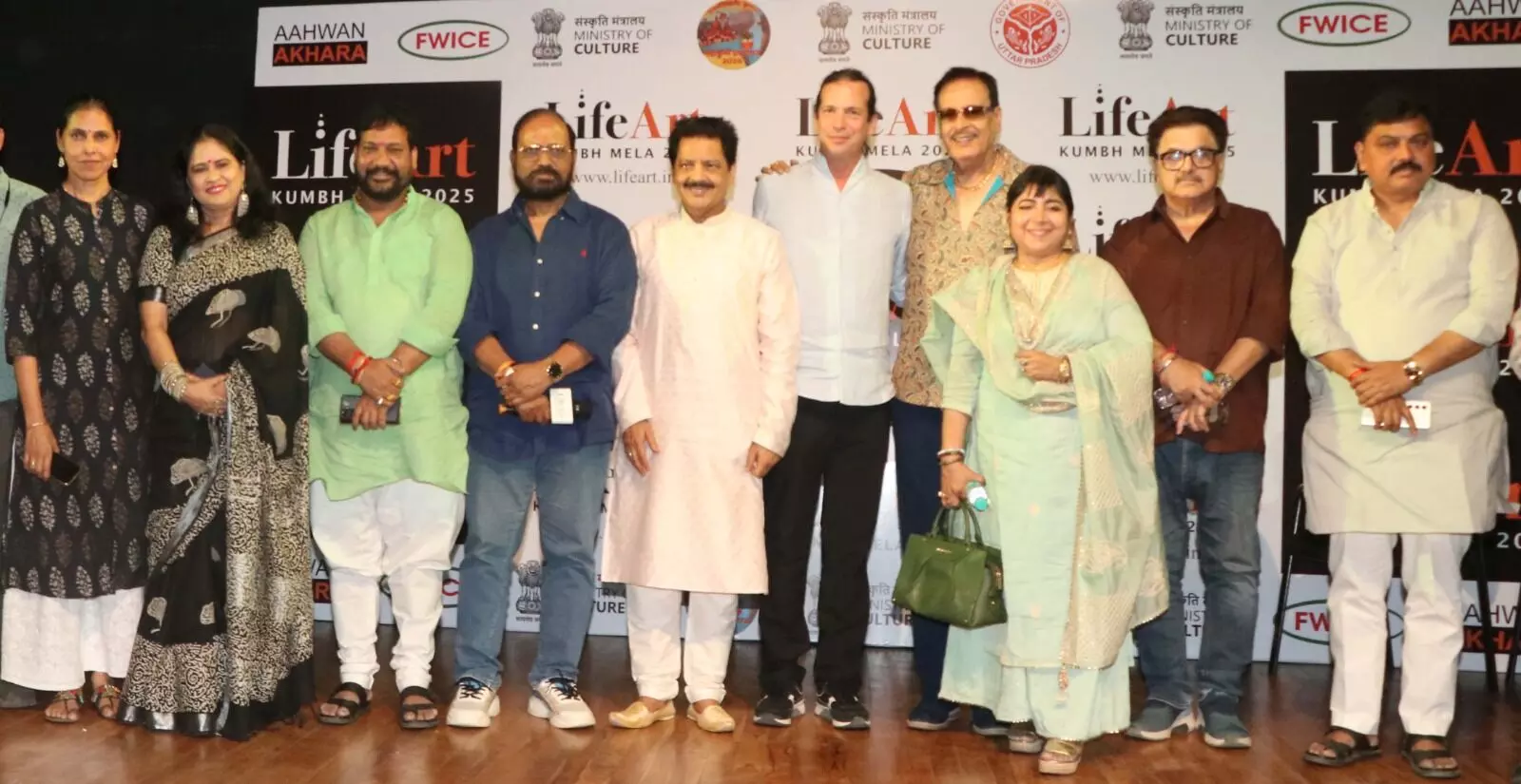 LIFEART KUMBH MELA 2025: A CONFLUENCE OF HOLLYWOOD, BOLLYWOOD, AND SPIRITUALITY LIFEART KUMBH MELA 2025: A CONFLUENCE OF HOLLYWOOD, BOLLYWOOD, AND SPIRITUALITY