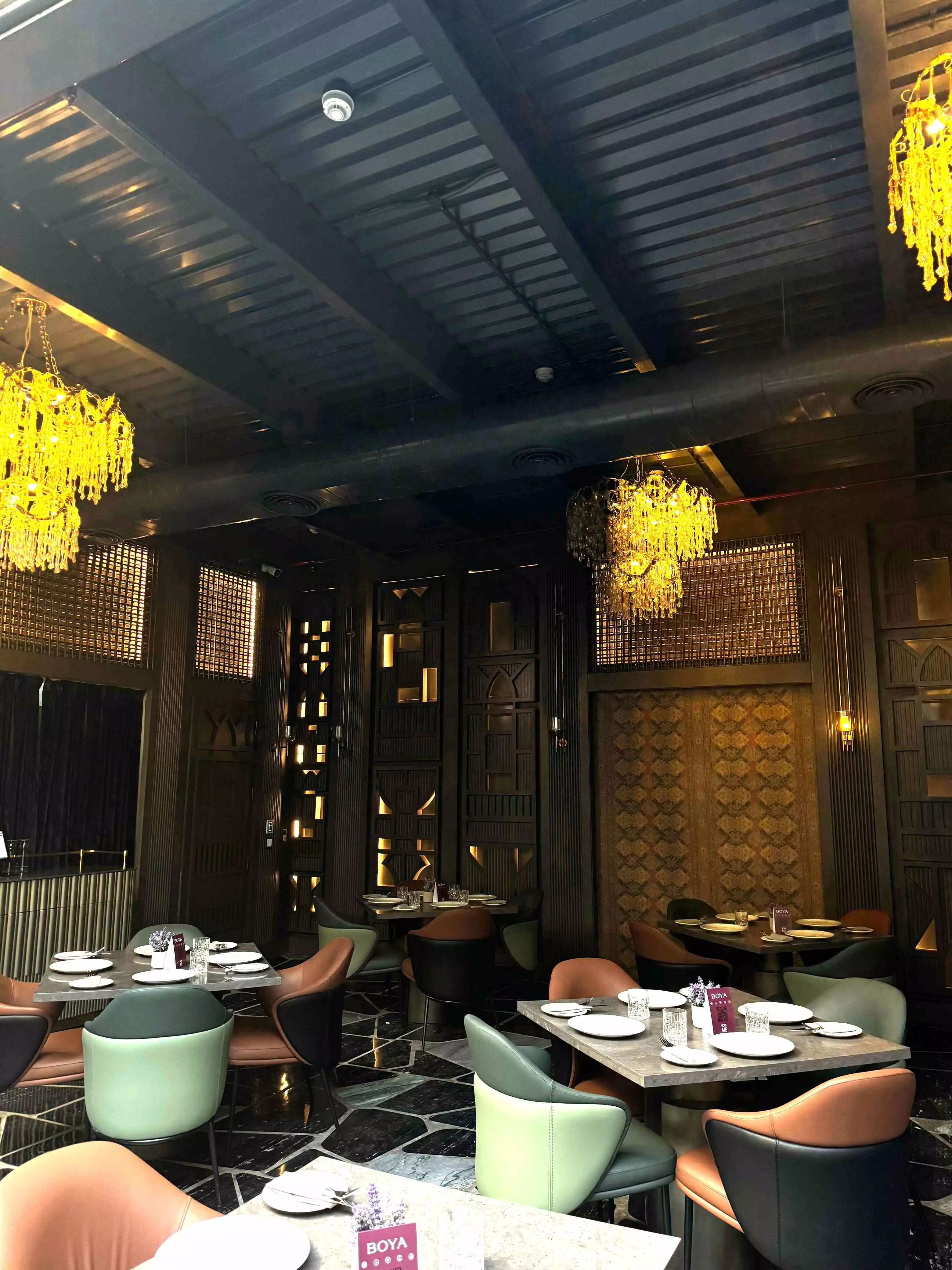 REDEFINING DELHI’S DINING SCENE REDEFINING DELHI’S DINING SCENE