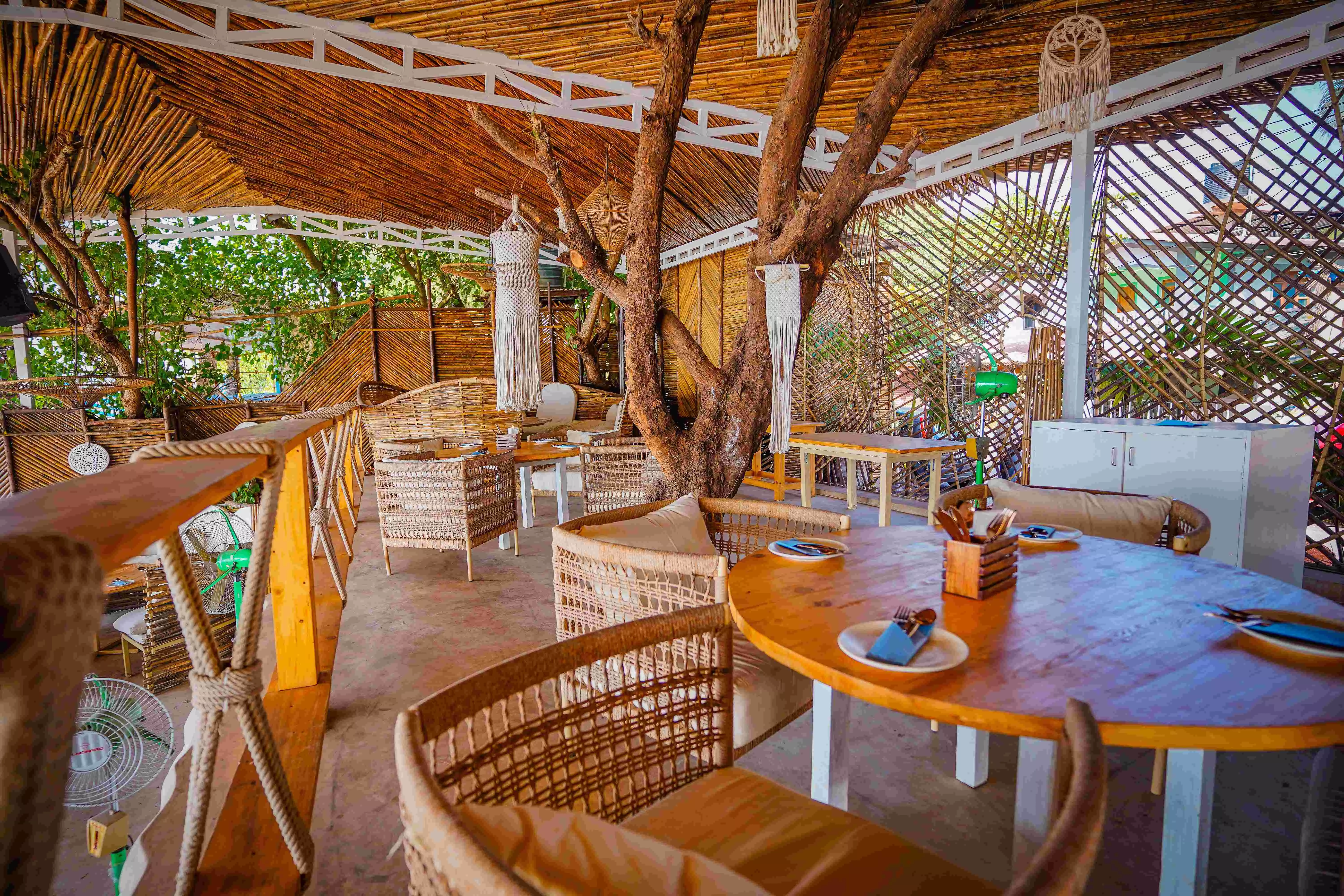 A CULINARY ESCAPE BY THE SEA A CULINARY ESCAPE BY THE SEA