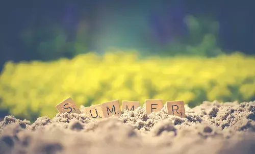 BEAT THE HEAT: YOUR COMPLETE DAILY WELLNESS ROUTINE FOR EXTREME HEAT BEAT THE HEAT: YOUR COMPLETE DAILY WELLNESS ROUTINE FOR EXTREME HEAT